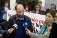 Los intérpretes de lengua de signos de Canal Sur piden una solución "democrática" al conflicto tras 46 días de huelga. Photo by fsc.ccoo.es