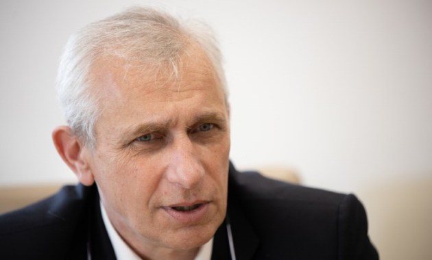 Carlos García Pont: "Ningú sap què passarà demà, però cal tenir clars els valors". (alcaldes.eu / AMIC)