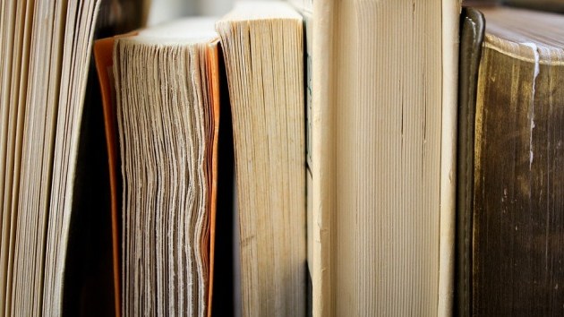 La Junta anuncia «gestiones» para reactivar el servicio de lengua de signos para alumnos sordos. (diariosur.es)