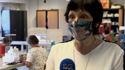 Una empresa belga se reinventa fabricando mascarillas transparentes para sordos. (es.euronews.com)