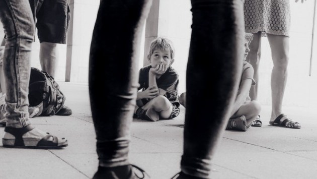 Organitzacions, víctimes i experts apel•len al consens polític per no retardar més la Llei de violència contra la infància. (Social.cat / AMIC)