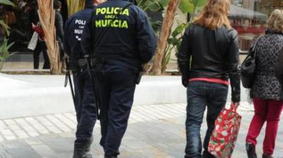 La Policia de Múrcia alerta que torna l’estafa dels sords. (laopiniondemurcia.es)