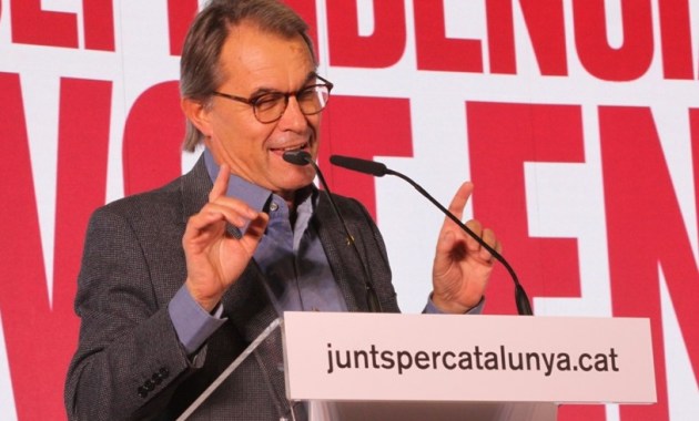 Artur Mas: "Trepitjen els drets i llibertats dels catalans". (Pedro Arias Redo / lescroniques.com)