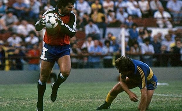 Conocé la historia de película de un ex arquero de Douglas Haig. (primeraplana.com.ar)