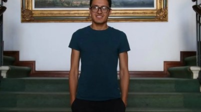 Iván Lozano actor y director leonés que realiza teatro 'incluyente'. (am.com.mx)