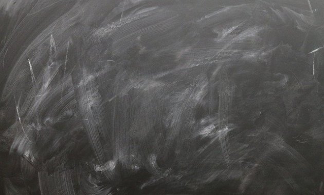 board-597238_640_Gerd Altmann_Pixabay