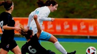 Eva Dios, una futbolista que rompe barreras. (laopinioncoruna.es)