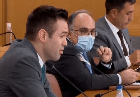 Vox adelanta que hará desaparecer otras asociaciones o disminuirá sus subvenciones. (ceutaactualidad.com)