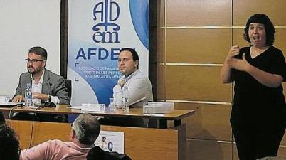 Más signos, menos distancia. (elperiodicomediterraneo.com)