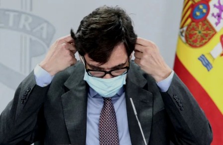 Illa responde en Twitter a la petición de una persona sorda sobre el uso de mascarillas transparentes. (niusdiario.es)