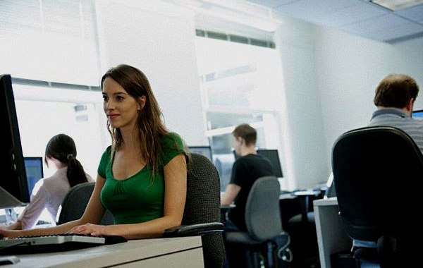 Fer públics els salaris per a acabar amb la bretxa salarial de gènere. (Tecnonews / AMIC)