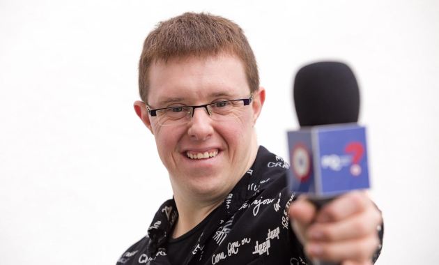 Eloi Collell: “Vull ser un motor de canvi com a primer presentador amb Síndrome de Down”. (Clack - AMIC)