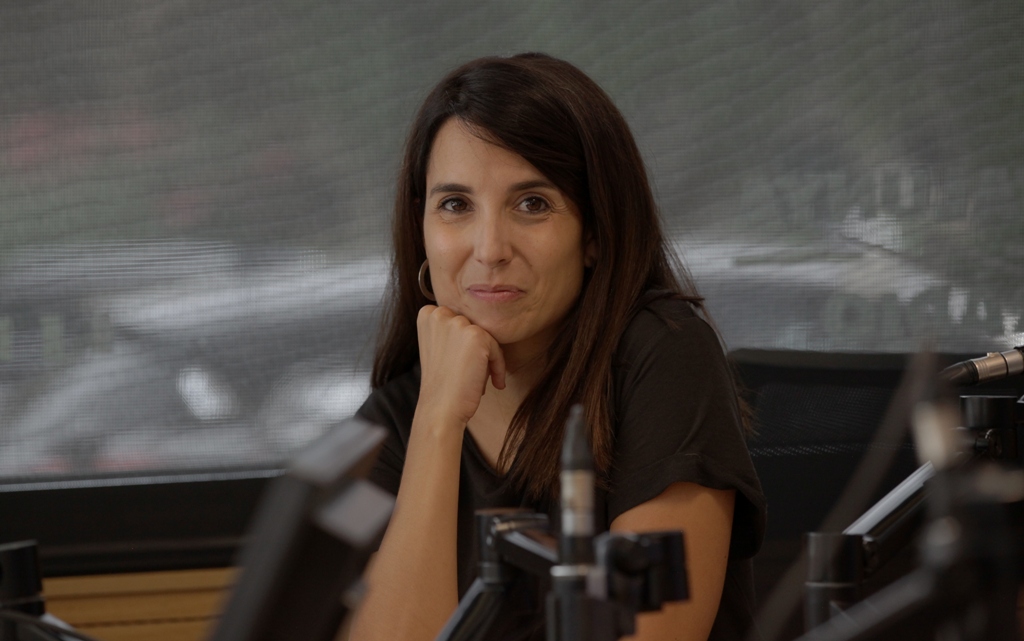 Laura Rosel: “Del ‘FAQS’ trobo a faltar l’adrenalina de jugar-t’ho tot en un dia a la tele, que és dura i cruel però enganxa molt”. (Clack – AMIC)