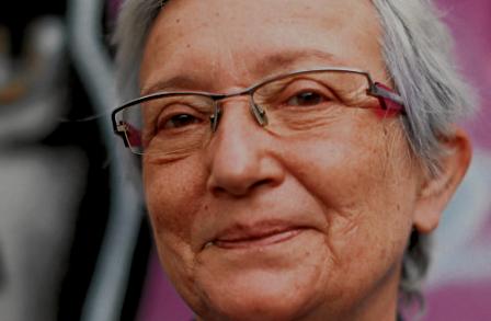 El calvario de una profesora sorda para leer los labios de sus alumnos: «Todo cambió con las mascarillas». (abc.es)