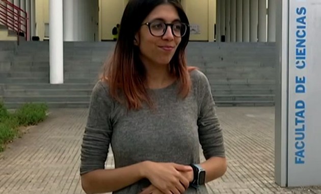 Lucía Espejo, primera alumna sorda graduada en Historia del Arte. (canalsur.es)