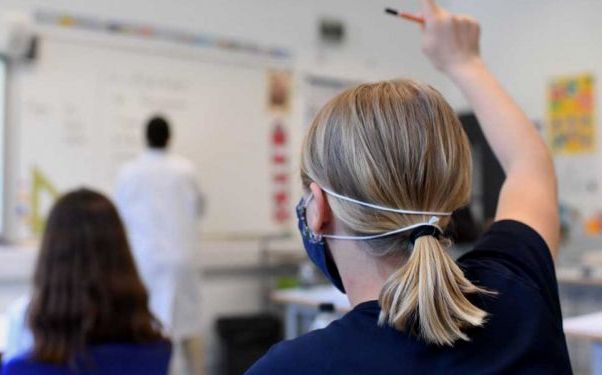 «La resiliencia no soluciona los problemas del alumnado sordo». (tododisca.com)