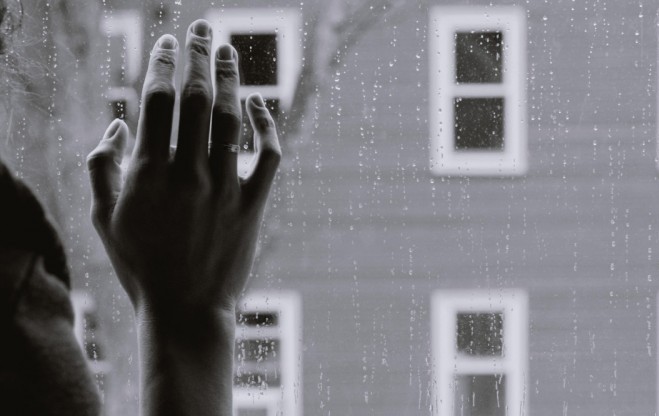 Barcelona activa grups de suport emocional i d'acompanyament al dol davant la segona onada. (social.cat / AMIC)