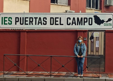 Una alumna sorda del IES Puertas del Campo denuncia sufrir discriminación por parte del MEFP. (elpueblodeceuta.es)